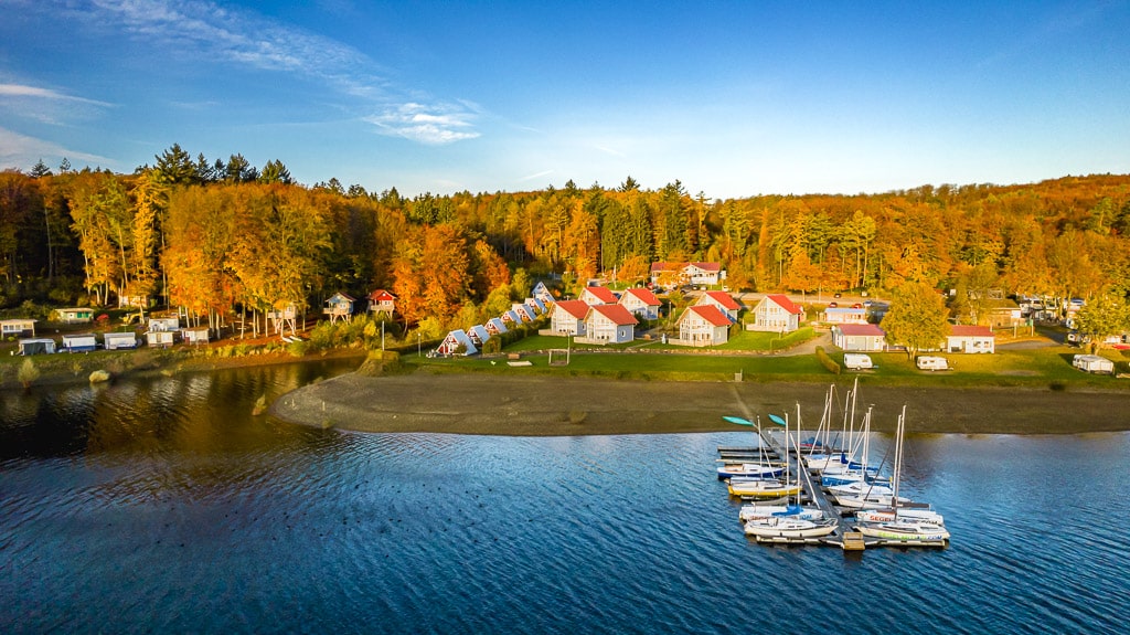 Nordic Ferienpark Sorpesee - Baumhäuser, Schwedenhäuser, Finntalos, Camping und mehr