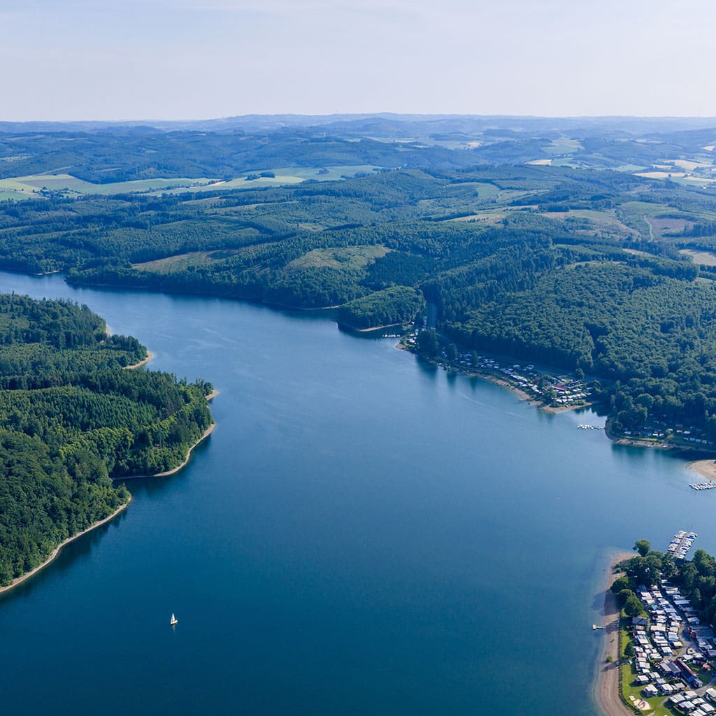 Luftaufnahme Sorpesee Campingplaetze